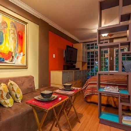 New Kingston Guest Apartments At Seymour ภายนอก รูปภาพ